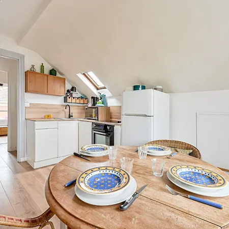 Apartment Le Splendide - Paris - Metro - 4 Personnes Les Lilas